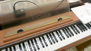 CASIO　電子ピアノ　Privia　PX-720　2007年式